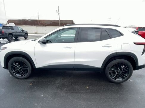 Used 2024 Chevrolet Trax ACTIV w/ Driver Confidence Package image 5