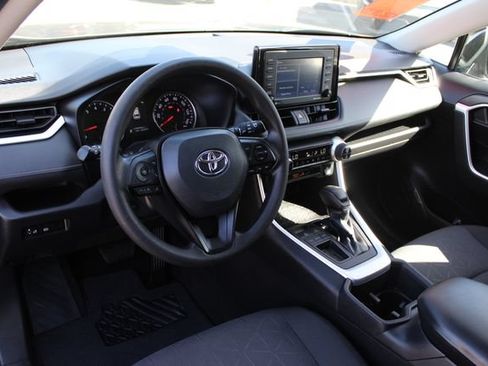 Certified 2022 Toyota RAV4 XLE FWD image 55