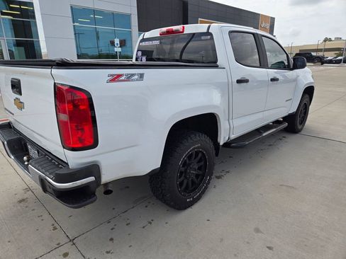Used 2018 Chevrolet Colorado W/T RWD image 3