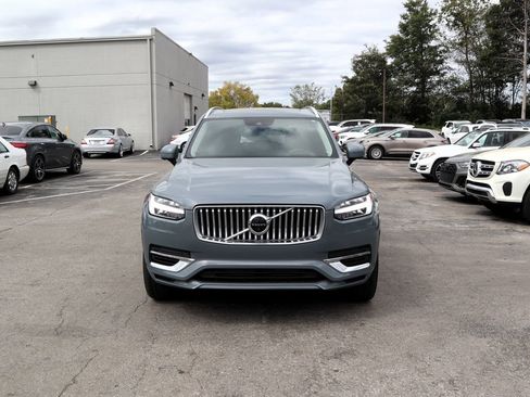 Used 2022 Volvo XC90 T8 Inscription image 8