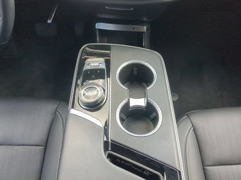 Used 2024 Cadillac Lyriq Sport RWD image 22