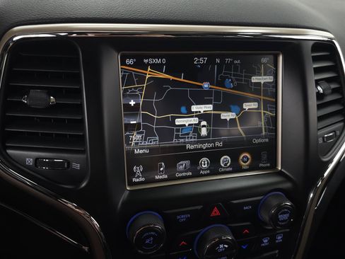 Used 2017 Jeep Grand Cherokee Limited AWD/4WD image 23