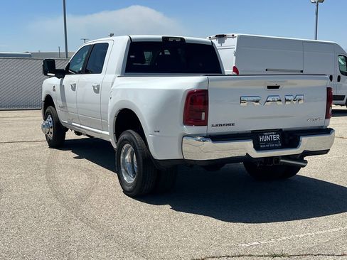 New 2026 RAM 3500 Laramie AWD/4WD image 5