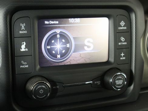 Used 2020 Jeep Gladiator Sport w/ Trailer Tow Package image 27