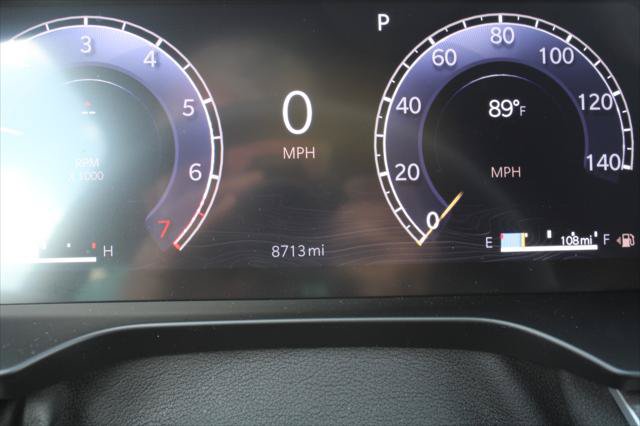 Certified 2024 Jeep Grand Cherokee Limited AWD/4WD image 2