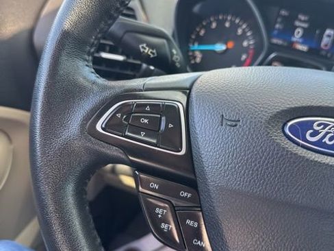 Used 2018 Ford Escape SEL AWD/4WD image 33