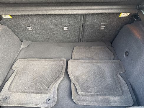 Used 2016 Ford Focus SE w/ SE Power Seat Package FWD image 28