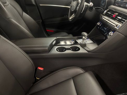 New 2026 Genesis G70 2.5T AWD/4WD image 15