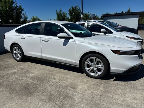 Used 2024 Honda Accord LX image 3