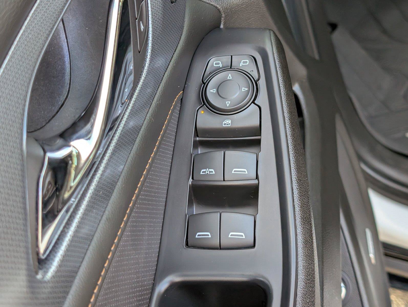 Used 2021 Chevrolet Traverse Premier w/ Redline Edition FWD image 20