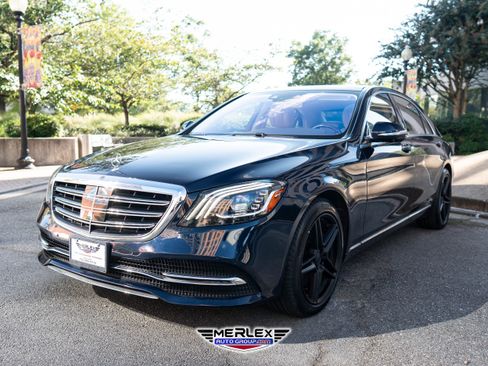 Used 2020 Mercedes-Benz S 560 4MATIC Sedan w/ Premium Package image 3