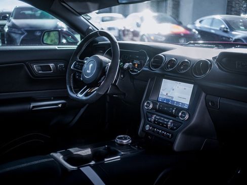 Used 2021 Ford Mustang Shelby GT500 w/ Technology Package image 32