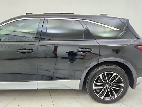 Used 2024 Acura ZDX A-Spec image 11