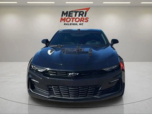 Used 2020 Chevrolet Camaro SS image 2