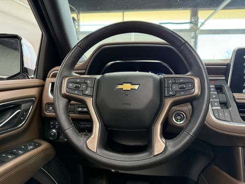 Used 2024 Chevrolet Tahoe High Country image 17