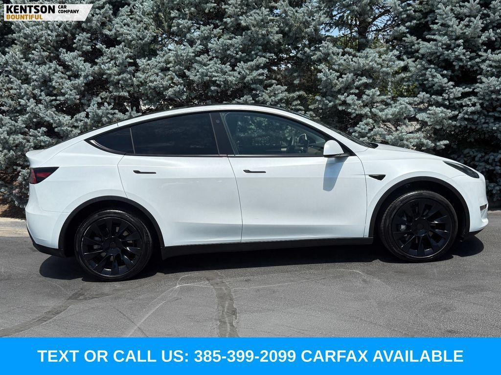 Used 2023 Tesla Model Y Long Range AWD/4WD image 11