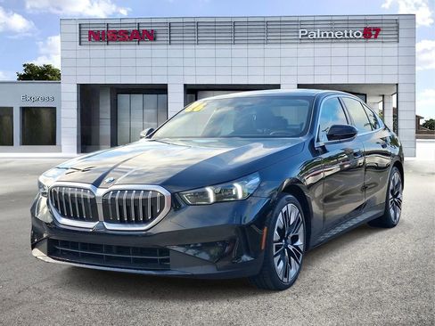 Used 2026 BMW 540i xDrive image 3