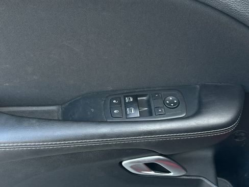 Used 2018 Dodge Challenger R/T image 13