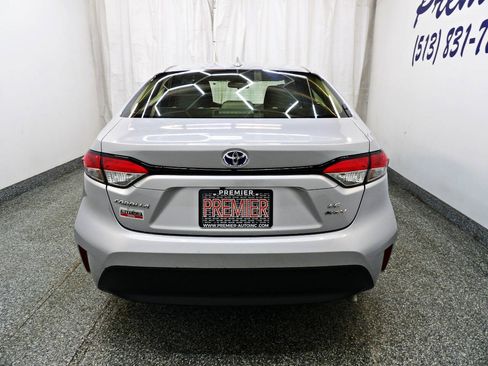 Used 2025 Toyota Corolla LE FWD image 6