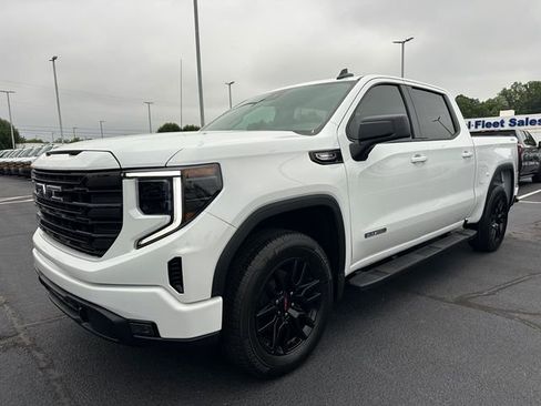 New 2025 GMC Sierra 1500 Elevation w/ LPO, Elevation Black Package image 14