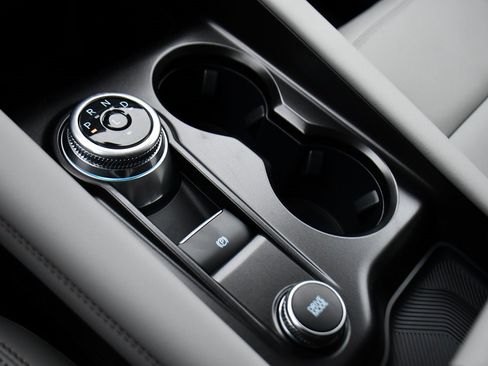 Used 2026 Ford Explorer Active w/ Active Comfort Package image 31