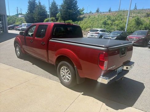Used 2016 Nissan Frontier SV w/ SV Value Truck Package AWD/4WD image 4