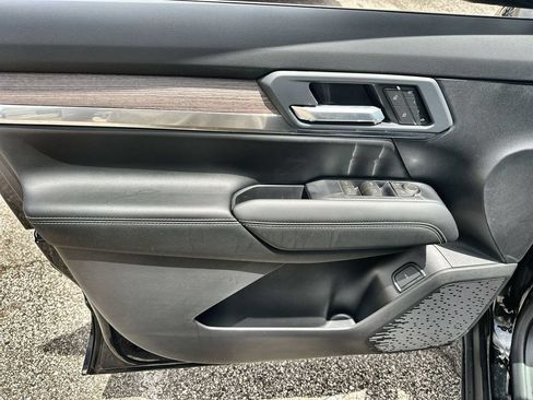 New 2026 GMC Terrain Denali AWD/4WD image 21