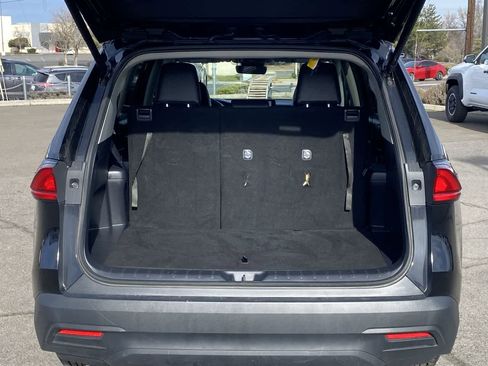 Certified 2025 Toyota Grand Highlander XLE image 23