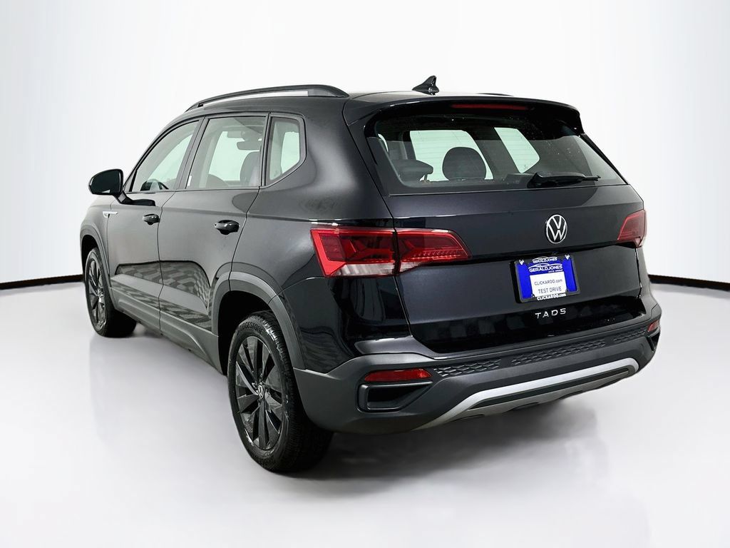 Used 2024 Volkswagen Taos S FWD image 7