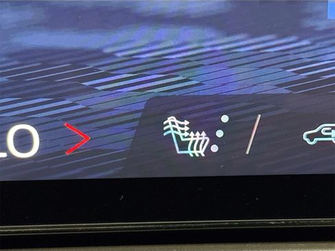 New 2026 Chevrolet Equinox EV LT w/ Comfort Package image 20