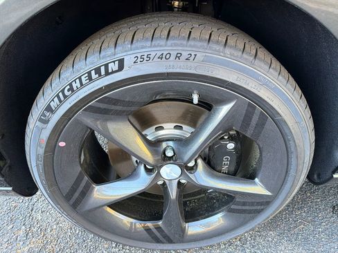 New 2026 Genesis GV70 2.5T Sport Prestige AWD/4WD image 11