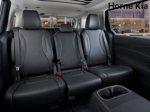 New 2026 Kia Carnival SX Prestige image 16