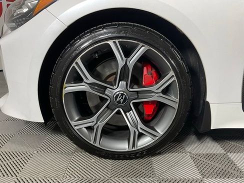 Used 2021 Kia Stinger GT image 10