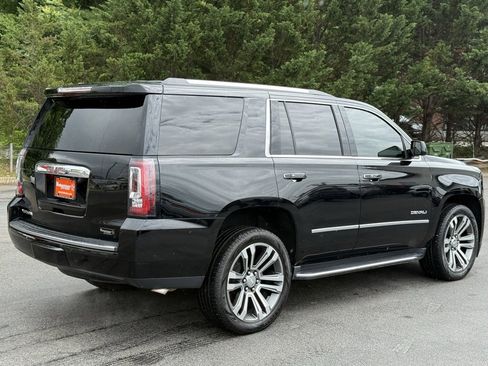 Used 2020 GMC Yukon Denali image 7