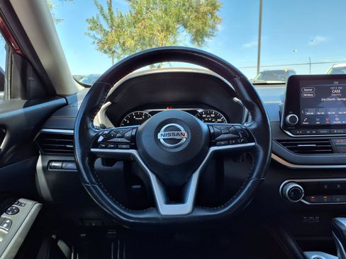 Used 2021 Nissan Altima 2.5 SR FWD image 19