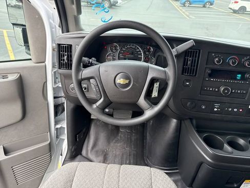 New 2025 Chevrolet Express 3500 Work Van w/ Power Convenience Package image 10