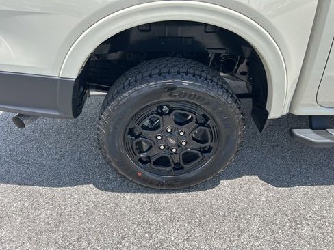 New 2025 Ford Ranger XLT w/ FX4 Off-Road Package image 27