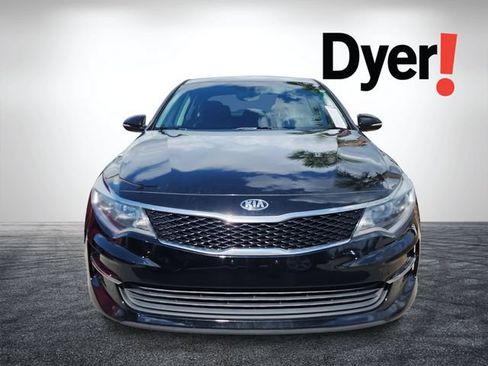 Used 2017 Kia Optima LX FWD image 8