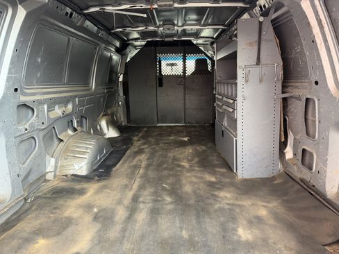 Used 2011 Ford E-250 and Econoline 250 Extended w/ Commercial Cargo Van Pkg image 10