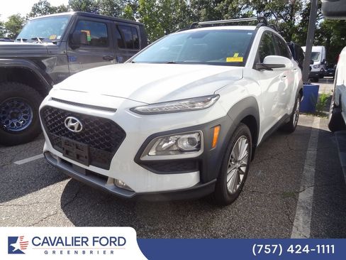 Used 2018 Hyundai Kona SEL w/ SEL Tech Package 02 FWD image 3