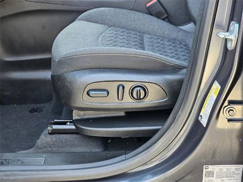 Used 2022 Chevrolet Equinox LT image 20