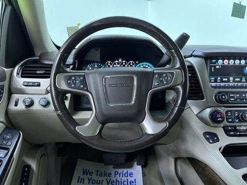 Used 2018 GMC Yukon Denali w/ Denali Ultimate Package AWD/4WD image 20