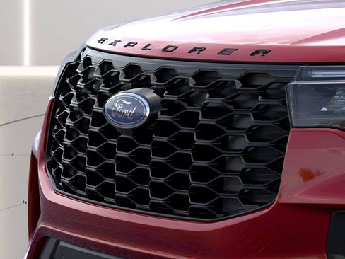 New 2026 Ford Explorer ST-Line w/ ST-Line Street Pack AWD/4WD image 18
