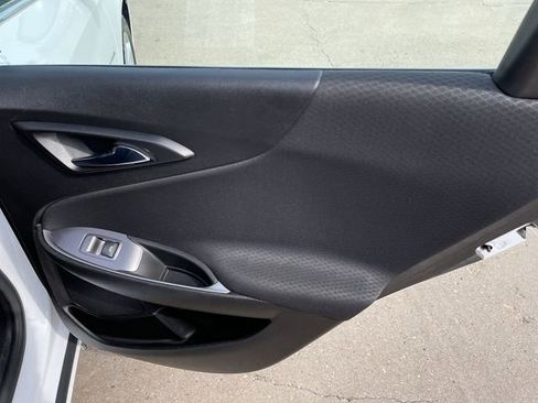 Used 2023 Chevrolet Malibu LS image 14