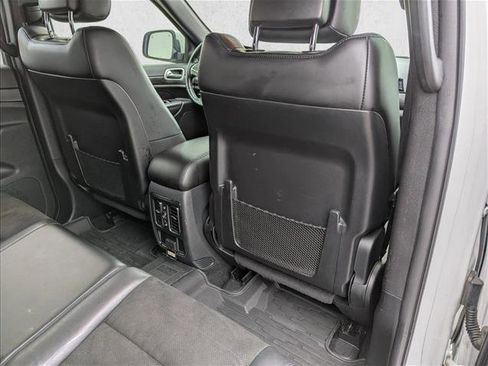 Used 2020 Jeep Grand Cherokee Altitude image 30