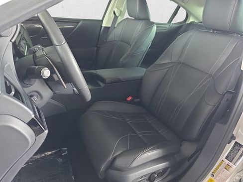 Certified 2024 Lexus ES 300h Ultra Luxury w/ Accessory Package (Z2) FWD image 15