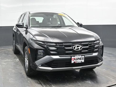 New 2026 Hyundai Tucson SE image 4