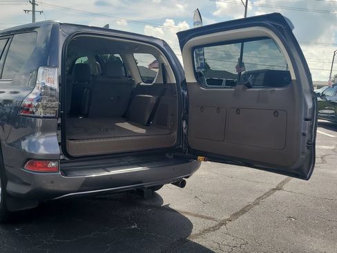 Used 2019 Lexus GX 460 Premium AWD/4WD image 7