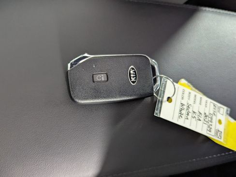 Used 2021 Kia K5 GT-Line AWD/4WD image 25