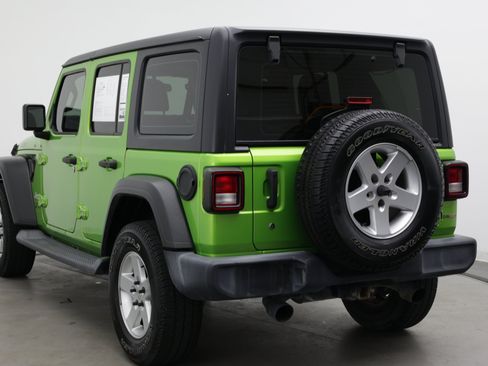 Used 2020 Jeep Wrangler Unlimited Sport AWD/4WD image 5